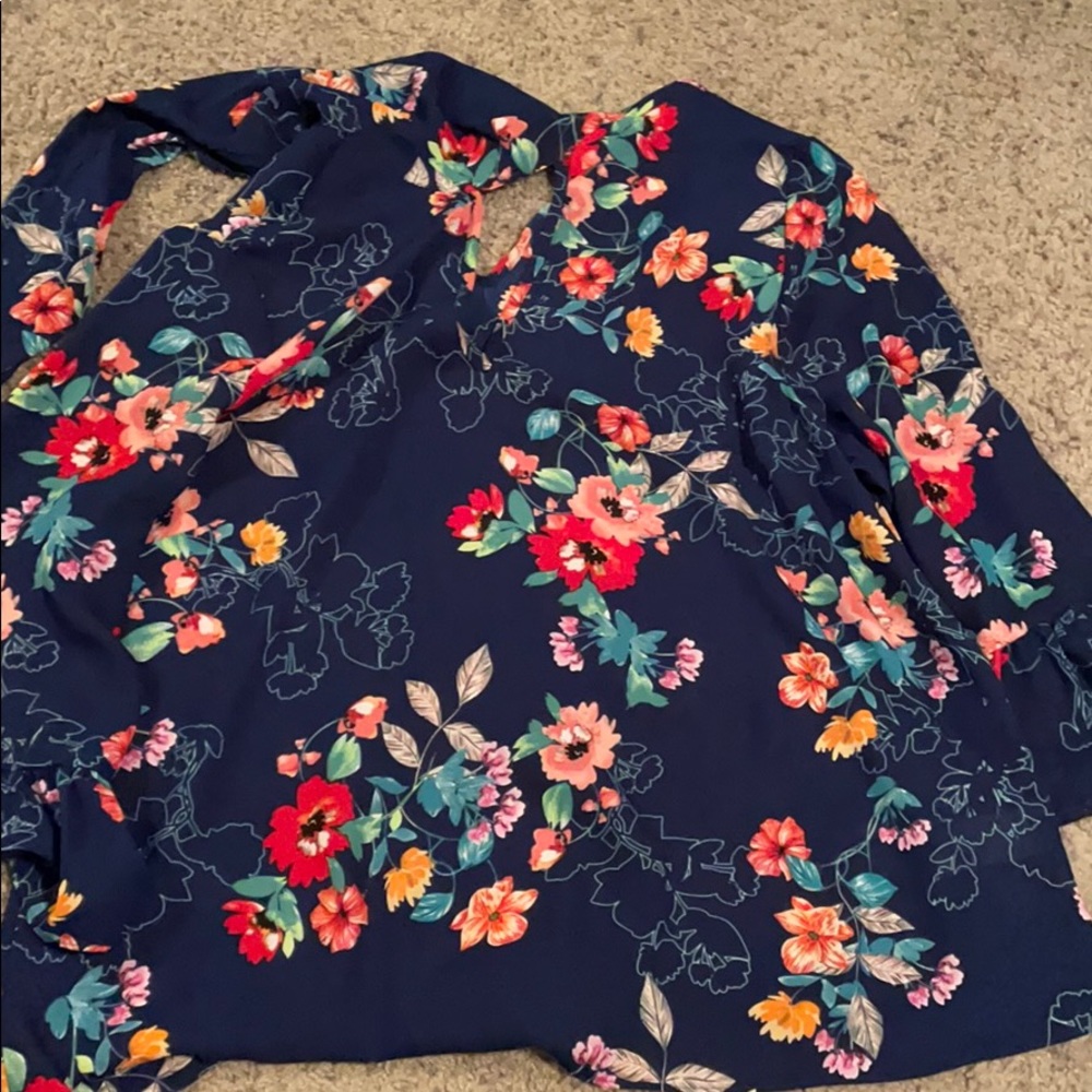 Long Sleeve Flower Pattern Blouse